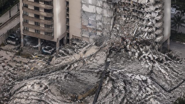 Investigation Unveils Timeline of Surfside Condo Collapse