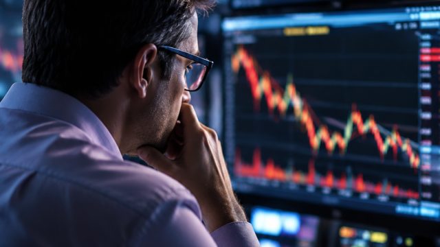 Tech Market Decline: What Investors Need to Know Now