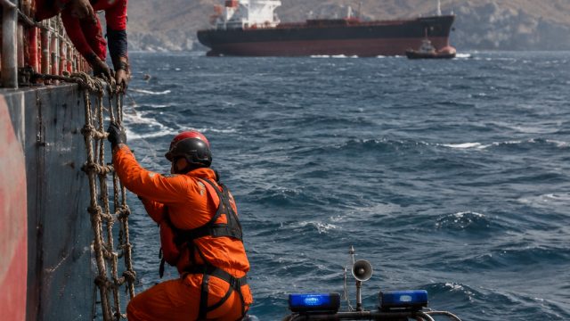 Global Evacuation Efforts for Sailors Stuck in Hormuz Strait Intensify | kamislot login, the best sl