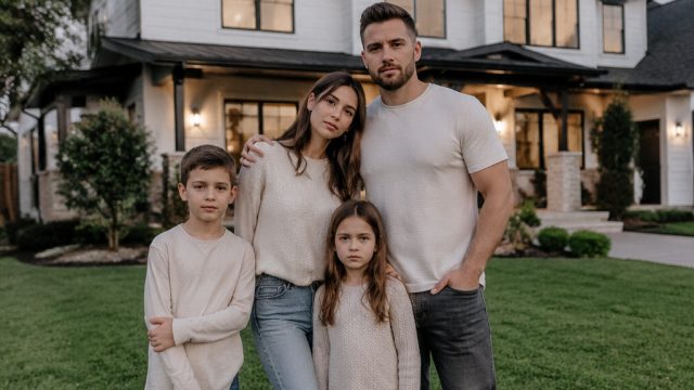 Influencer Family Lists Home Amid Child Labor Law Controversy | agen234 daftar, raja 368 slot login